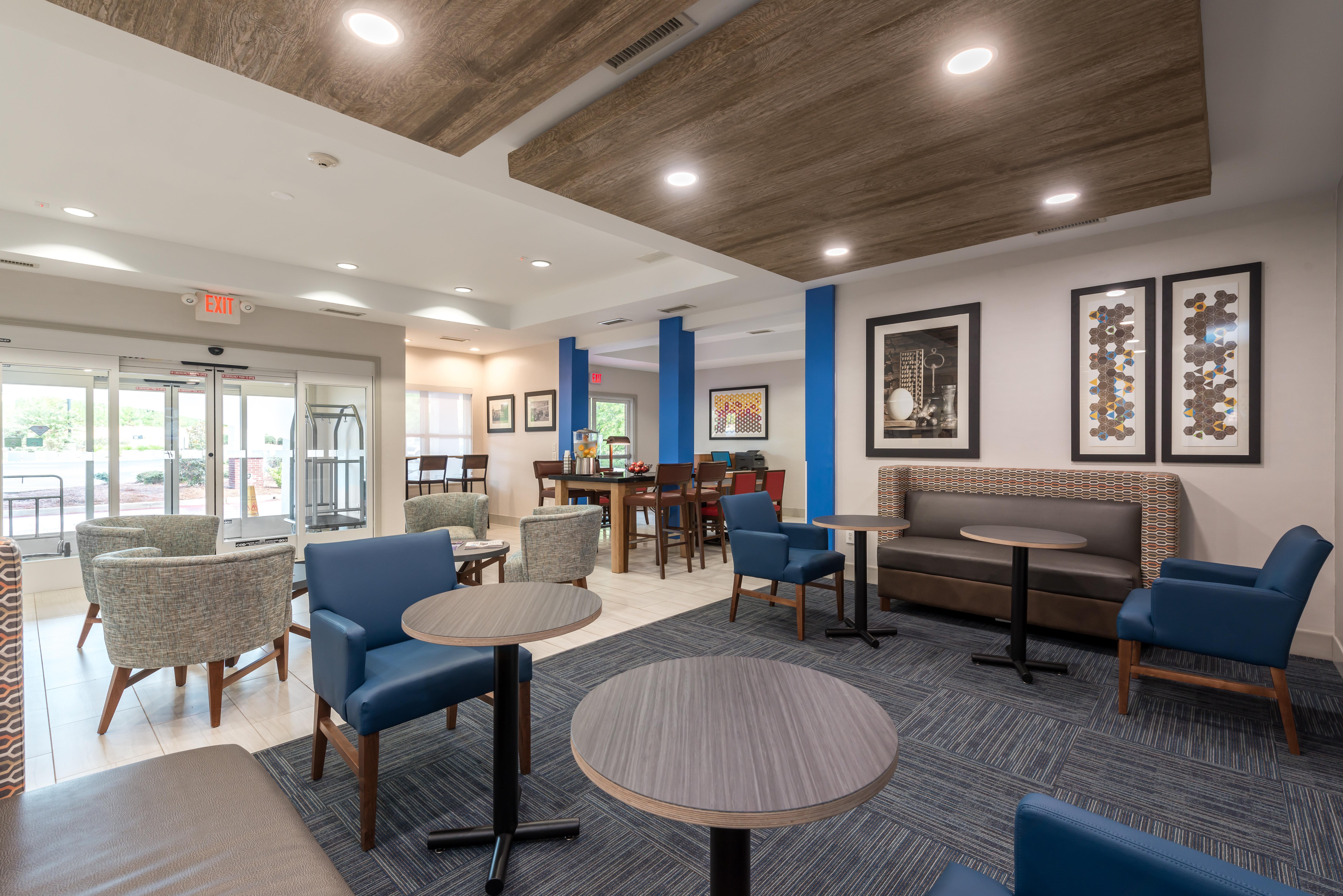 Holiday Inn Express Hotel & Suites Lagrange I-85 By Ihg Exterior foto